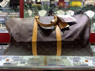 Louis Vuitton Keepall 55 Boston Bag